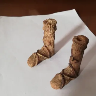 مجسمه چکمه  جفت 80 تومن