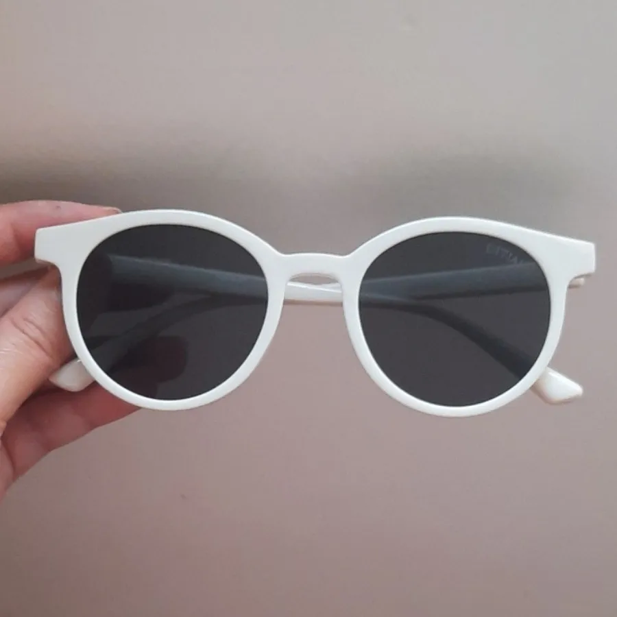 عینک آفتابی زنانه