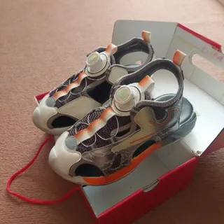 صندل پسرونه