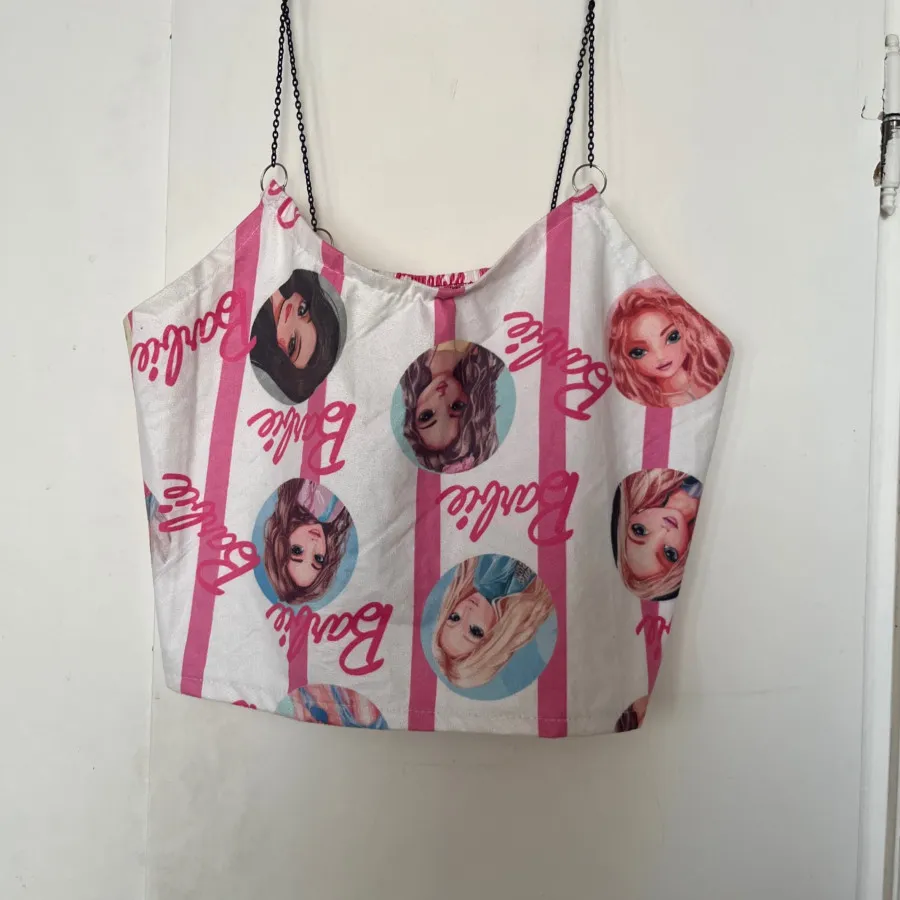 کراپ تاپ باربی