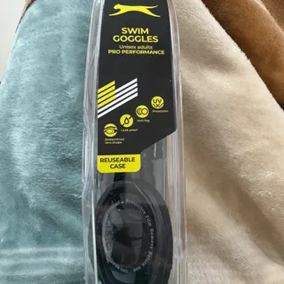 عینک شنا برند slezenger