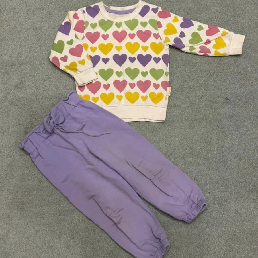 لباس بچگانه