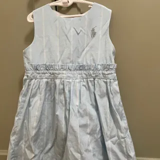 پیراهن دخترانه