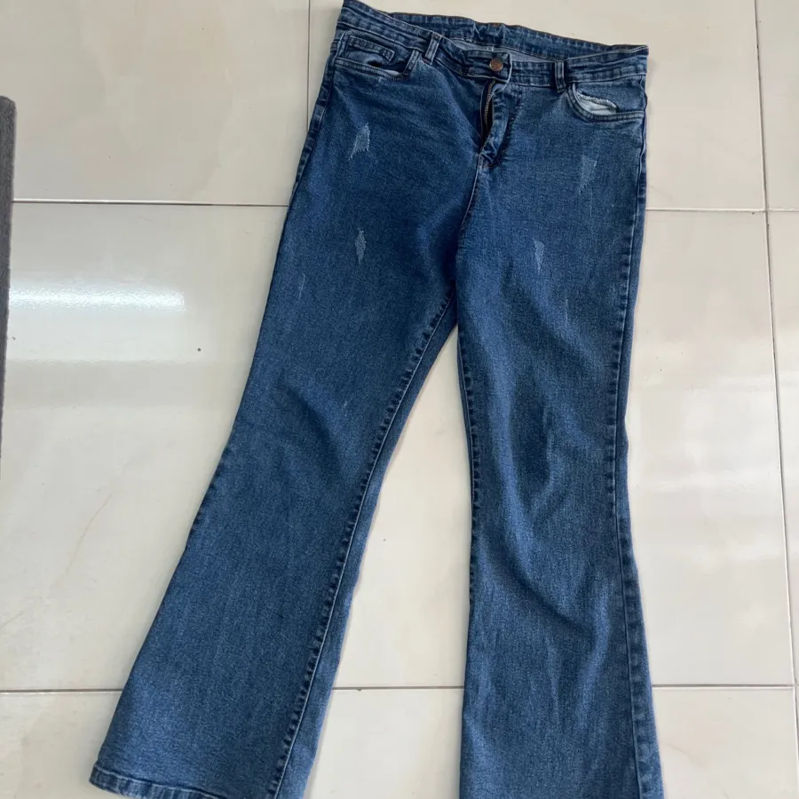 شلوار لی بوتکات