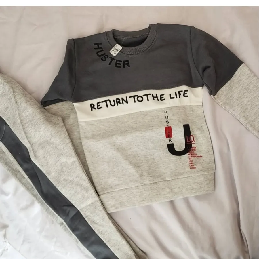 لباس بچگانه