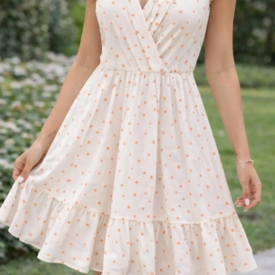 پیراهن دخترانه