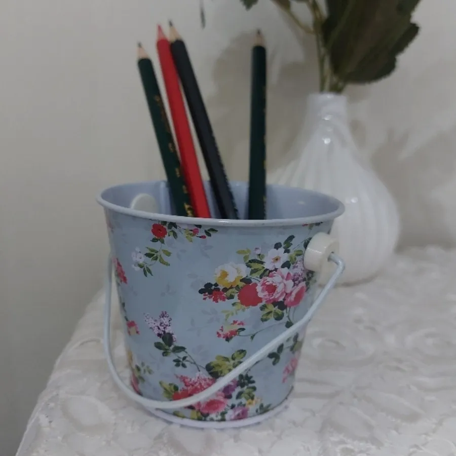 سطل فلزی تزیینی