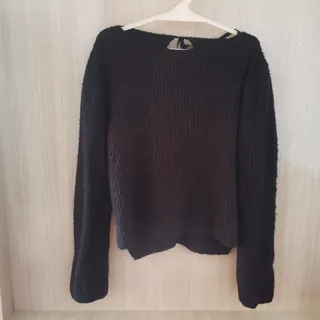 بافت مشکی پشت پاپیون