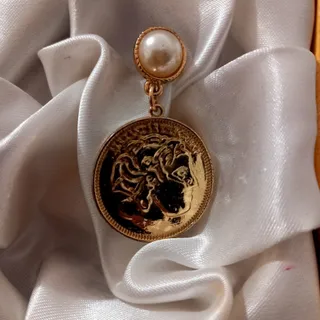 گل سینه قاجاری