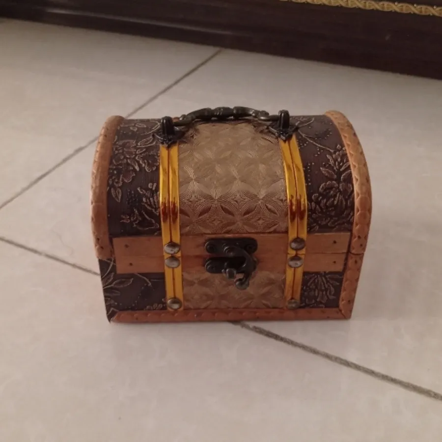 صندوقچه چوبی