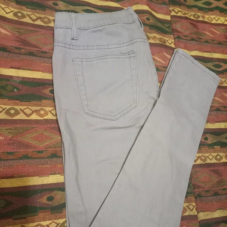 شلوار زنانه