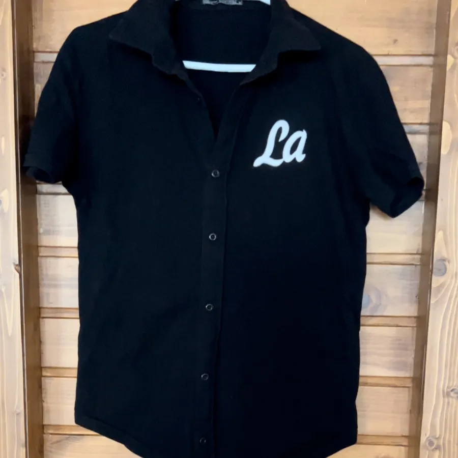 تیشرت اورحینال