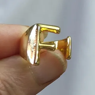 انگشتر حرفF
