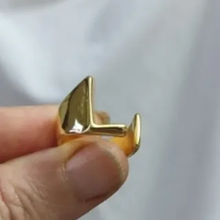 L انگشتر حرف