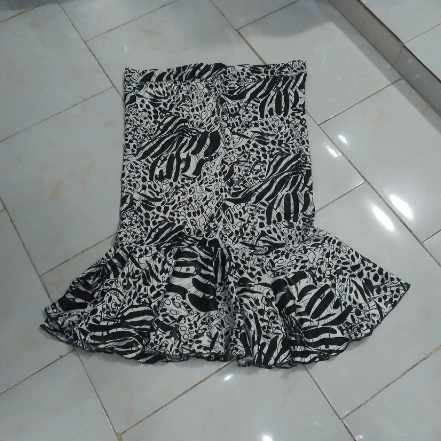 دامن ساتن مات