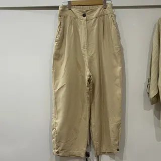 شلوار خمره ای پایین دکمه