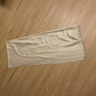 شال لویی ویتون