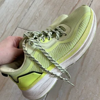 کتونی استرادیواریوس