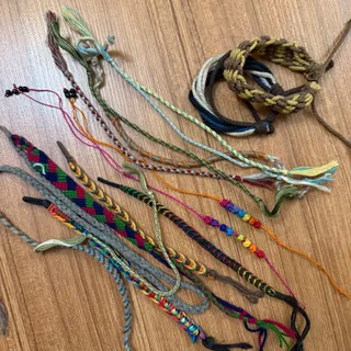 دستبند بافت