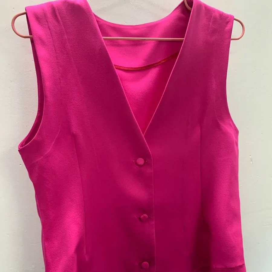 جلیقه سرخ آبی