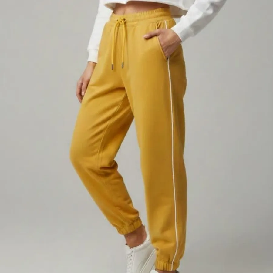 شلوار زنانه