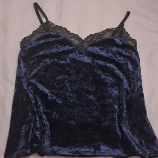 تاپ مخمل زنانه