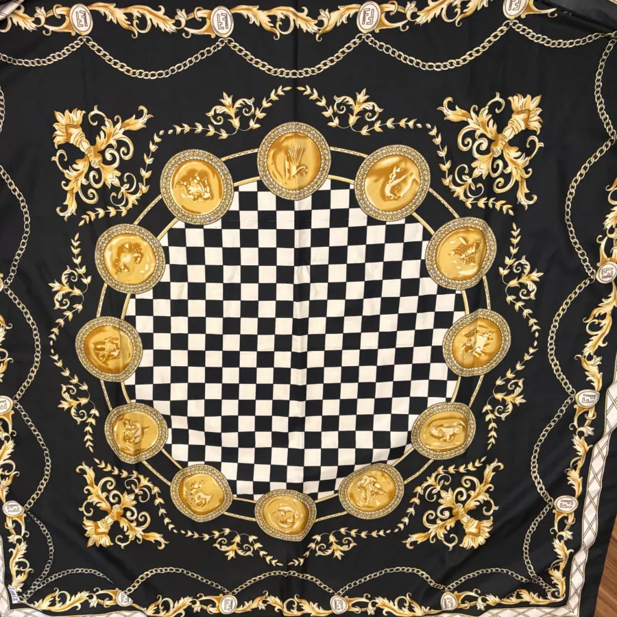 روسری ساتن