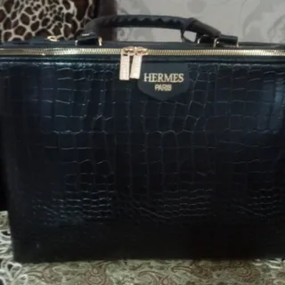 کیف مشکی دستی