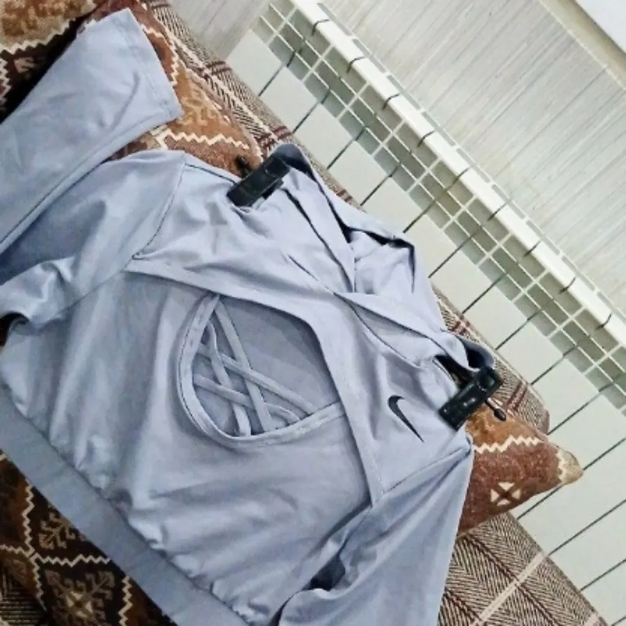 کراپ باشگاهی مدل دار