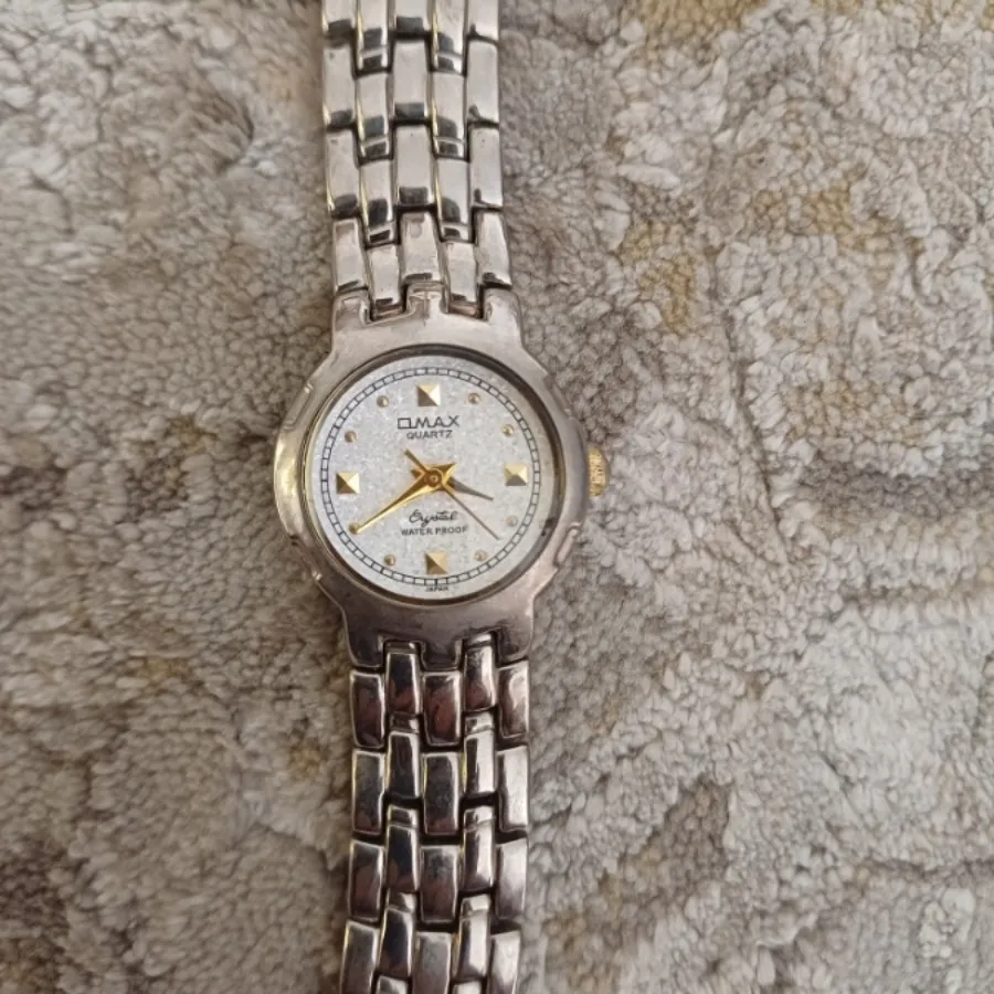 ساعت اوماکس