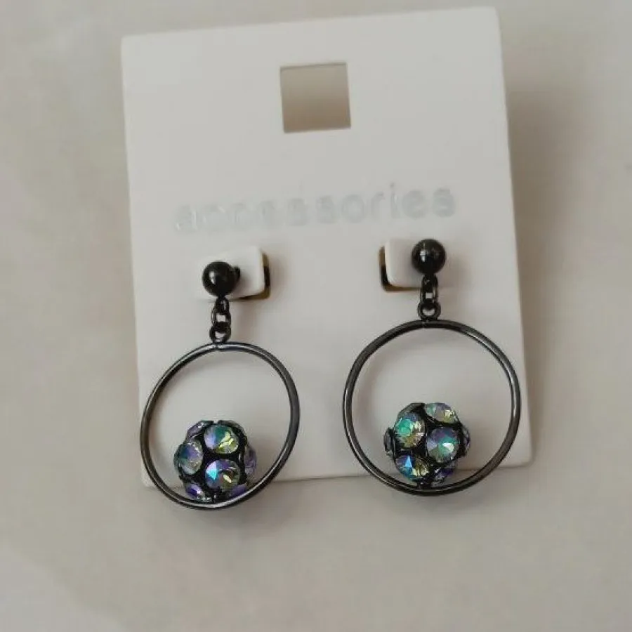 گوشواره جذاب و زیبا