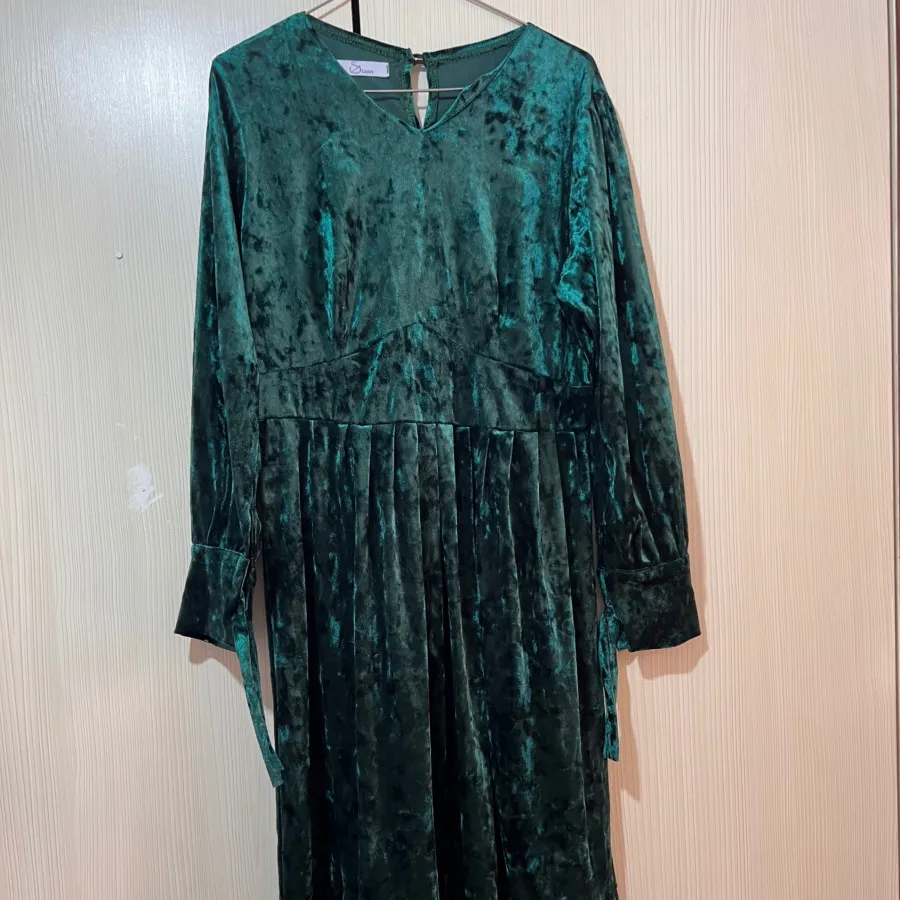 پیراهن مخمل