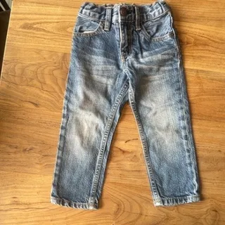 شلوار جین اشگوش کانادا