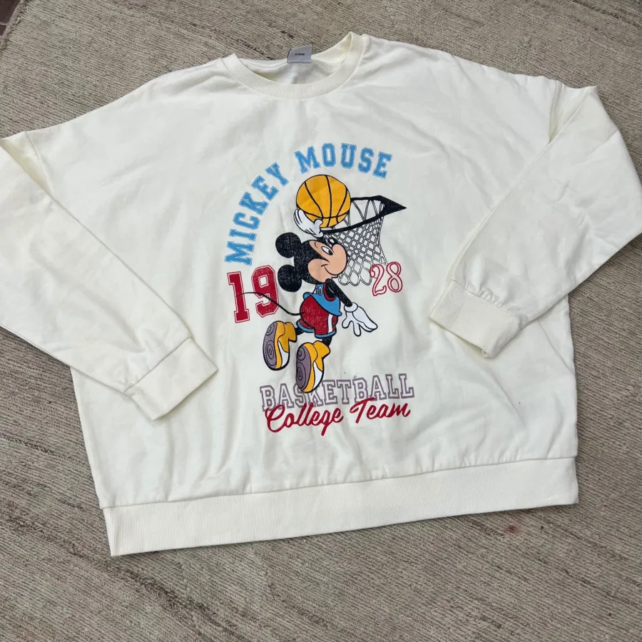 هودی خیلی خیلی بزرگ