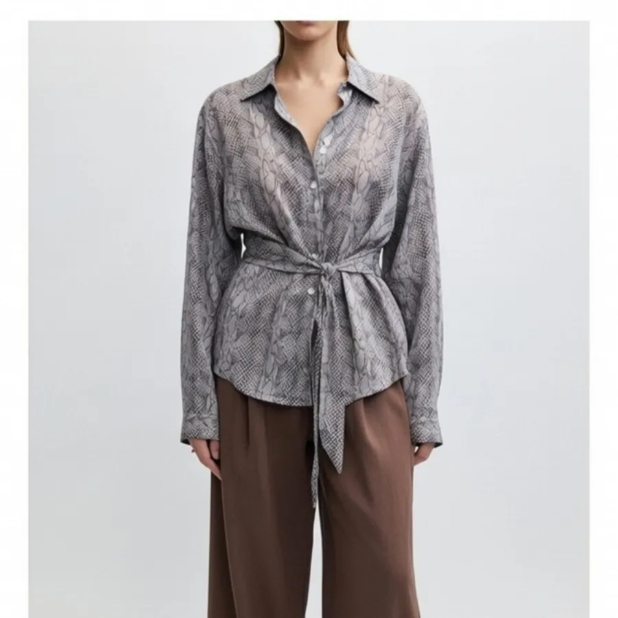 شومیز طرح پوست ماری US