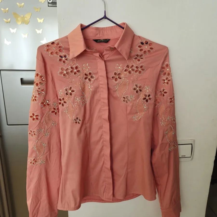 شومیز مزونی کار شده