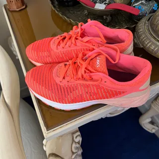 کتانی asix ویتنام 40