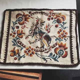 روبالشتی شماره دوزی