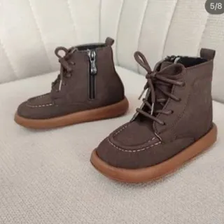 بوت بچگانه واردلتی