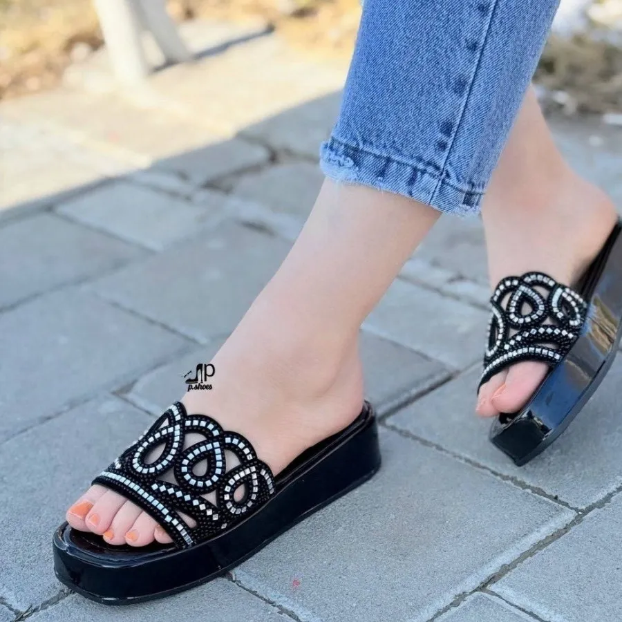 صندل نگینی عاطفه