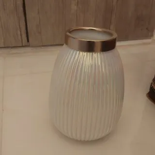 گلدان خوش رنگ صدفی