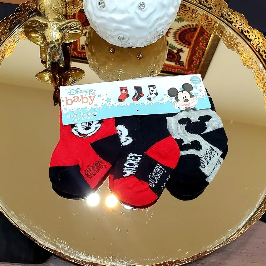 جوراب نوزادی