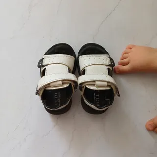 صندل بچگانه