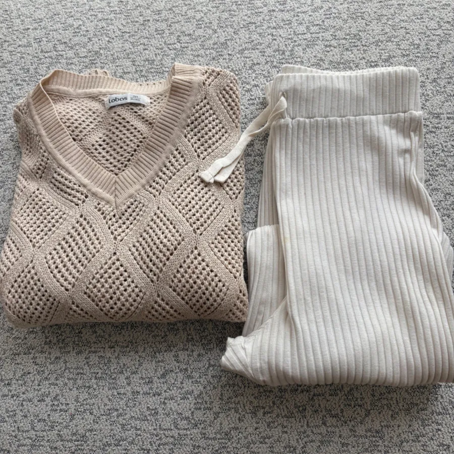 ست بافت وشلوار اسپرت