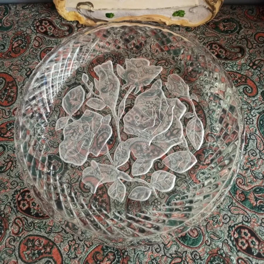 شیرینی خوری