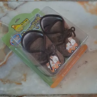 پاپوش نوزاد