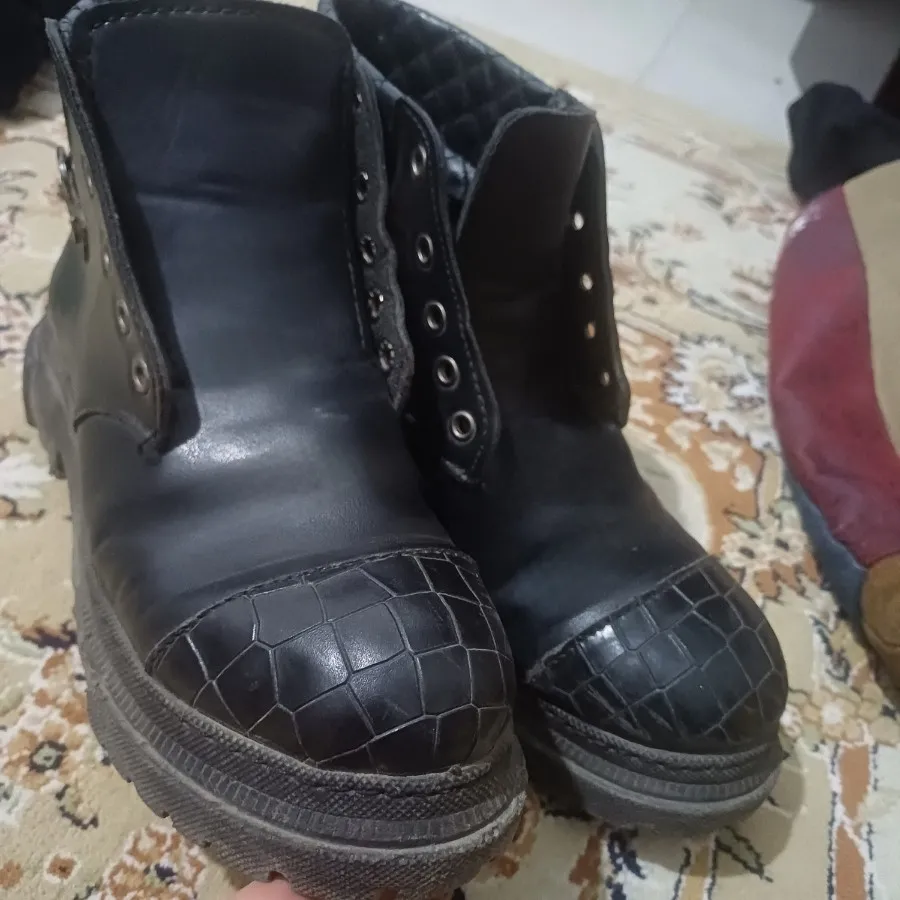 نیم بوت زنانه
