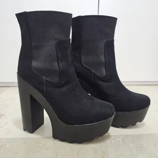 نیم بوت زنانه