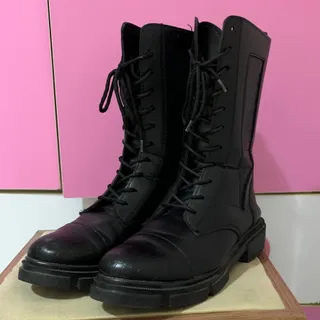 بوت دخترانه بندی