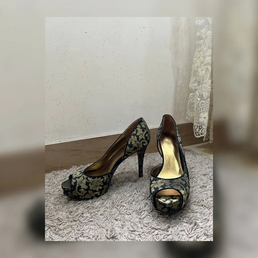 کفش مجلسیNine West